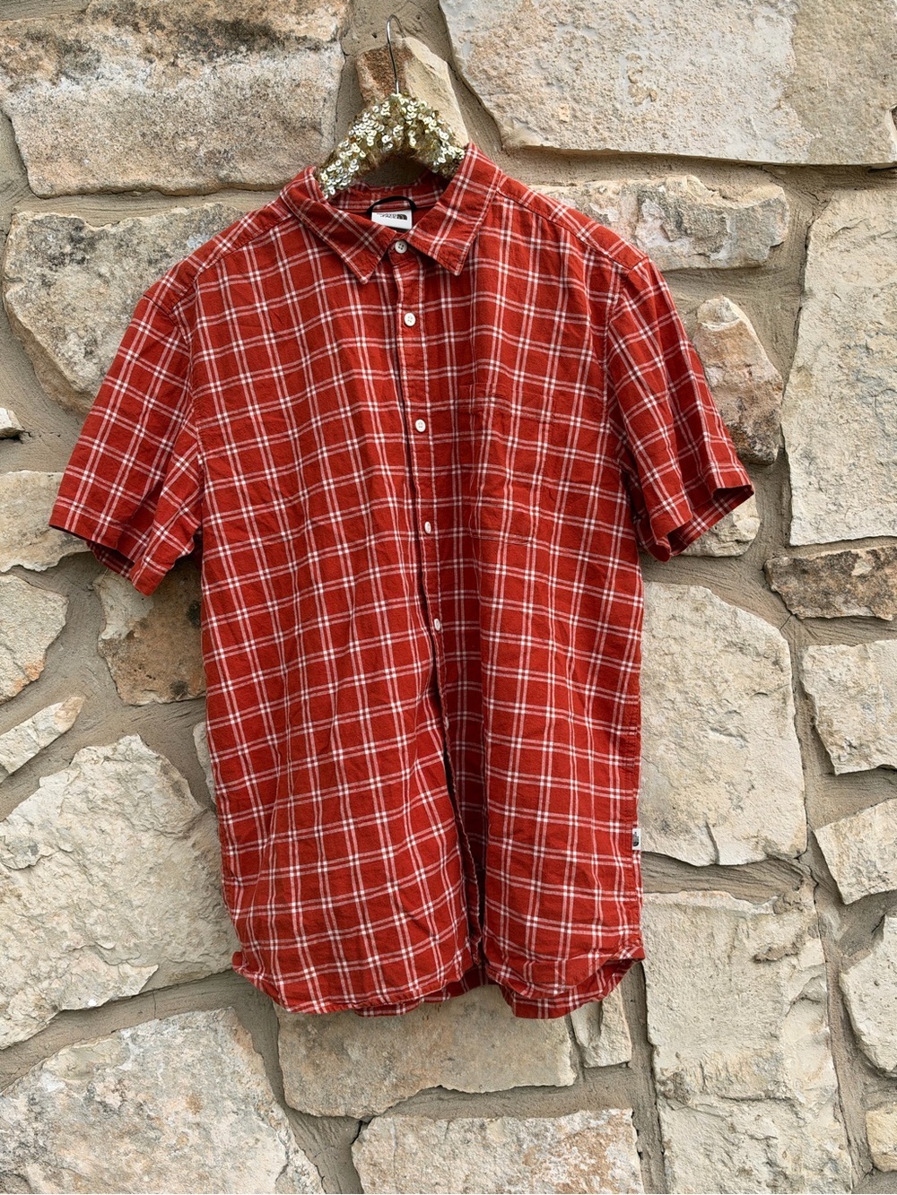The North Face Men's Loghill Short-Sleeve Shirt in rusted bronze plaid large